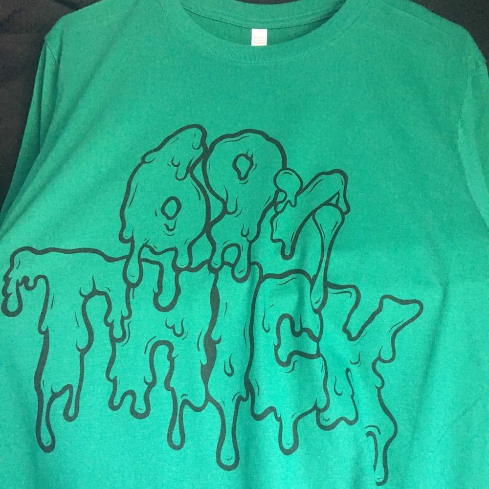 69% thick available in blue, green, pink & white